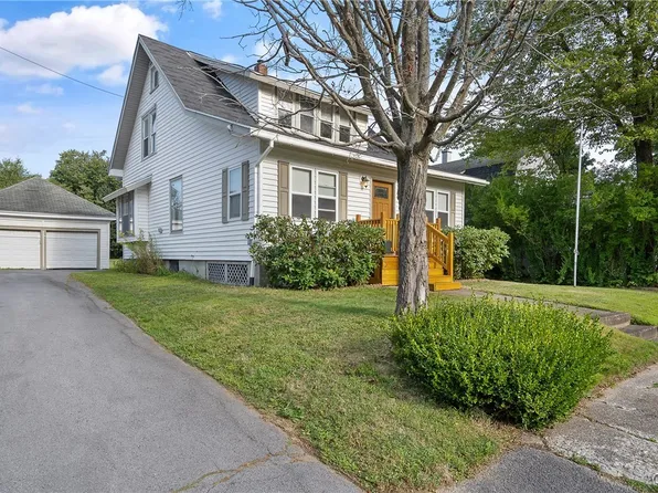 4961 N Jefferson St, Pulaski, NY 13142