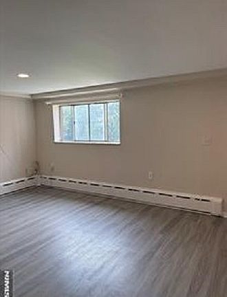 3rd image of 510 Studio Rd Floor 1