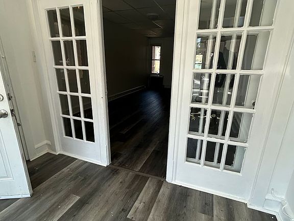 5th image of 1243 Dayton St