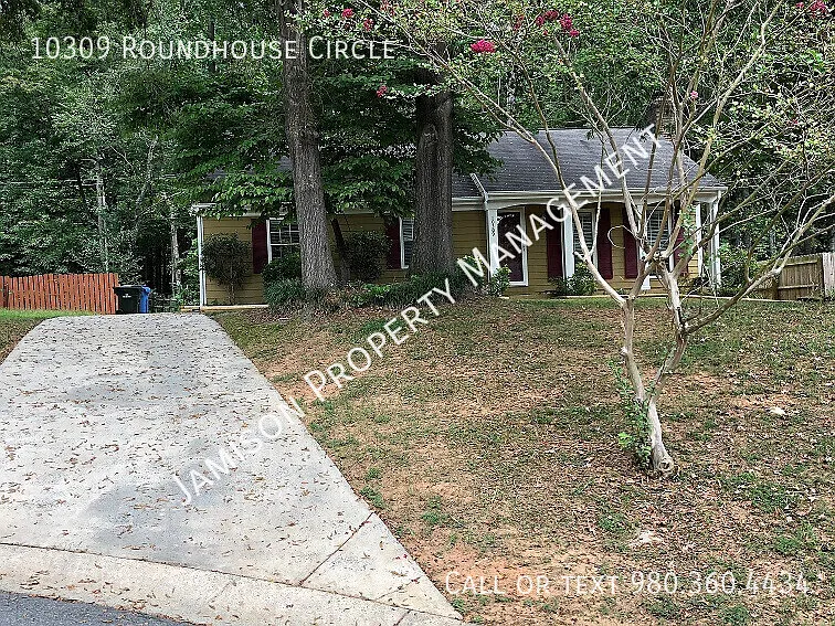 10309 Roundhouse Cir — Photo 11