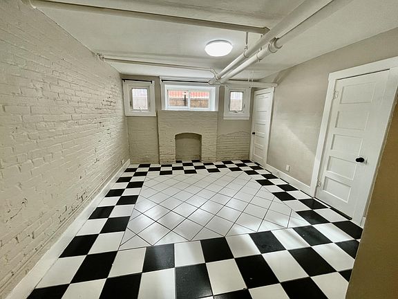 4th image of 1575 Gaylord St APT 6