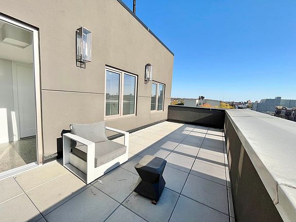 3rd image of 994 Bushwick Ave #7Q