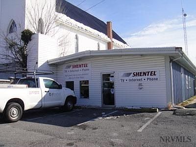 5th image of 565 E Main St