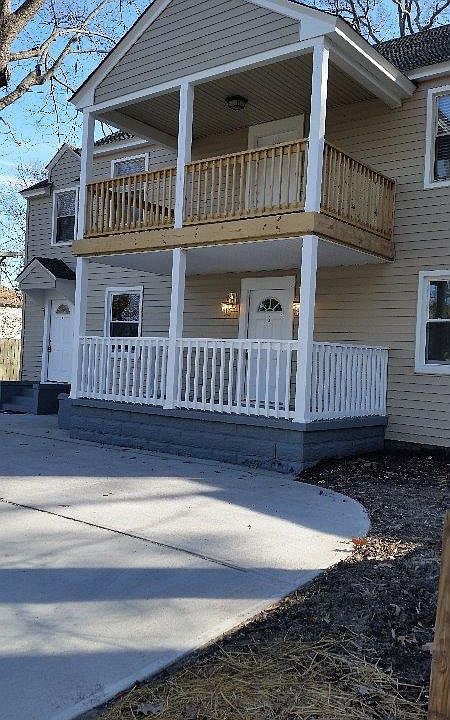 Front exterior view