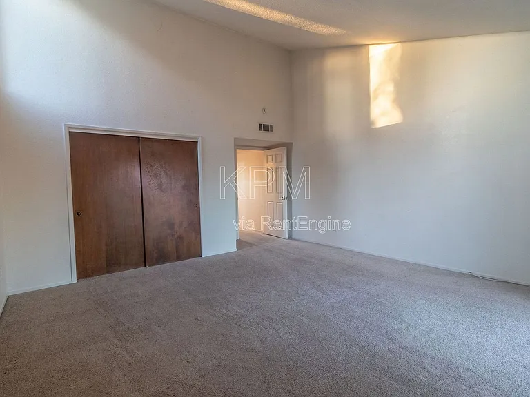 5530 Sandpiper Ct — Photo 16