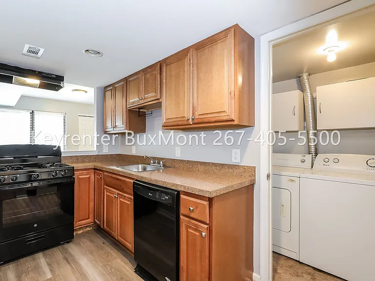1825 Bridgetown Pike #309 — Photo 1