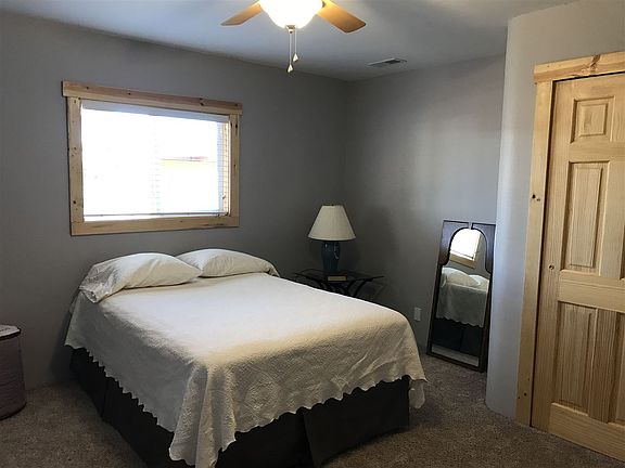 5th image of 737 Williams Dr