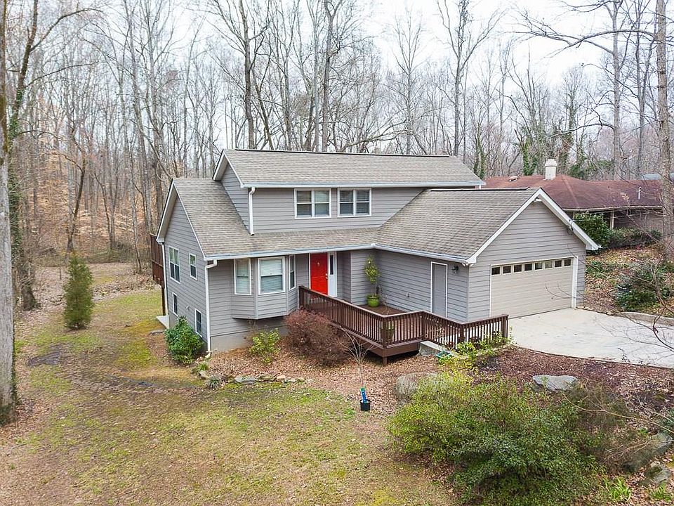 1st image of 3329 Lake Dr