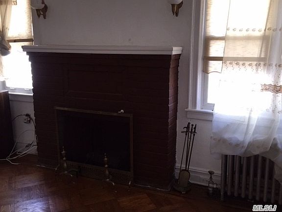3rd image of 18419 Galway Ave