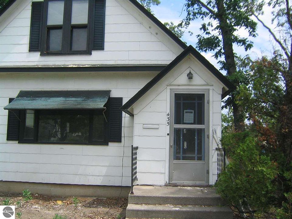 1st image of 441 S Garfield Ave
