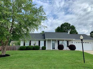 2 Rayland Pl, Greer, SC 29651