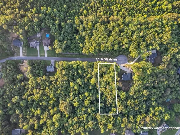 27 Highland Cir, Rocky Face, GA 30740