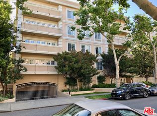 125 S Oakhurst Dr APT 202, Beverly Hills, CA 90212