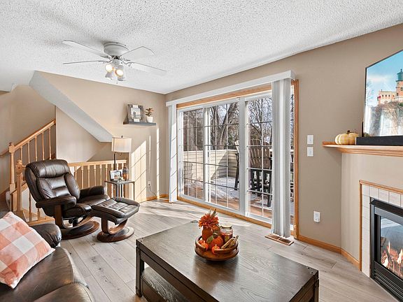 5th image of 392 Gironde Ct