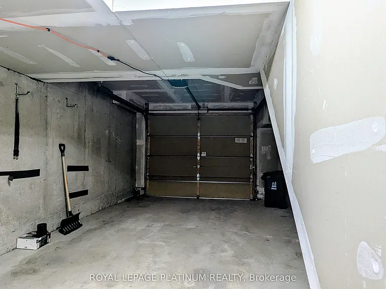 22 Market Garden Mews — Photo 23