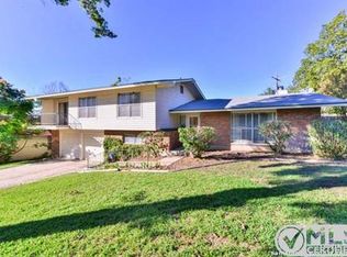 6411 Dove Hill Dr, San Antonio, TX 78238