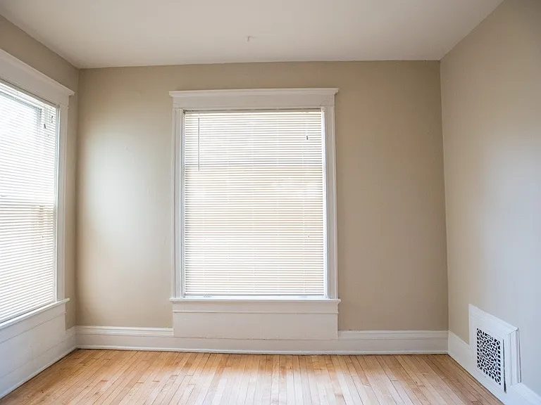 2724-2726 N Murray Duplex — Photo 33