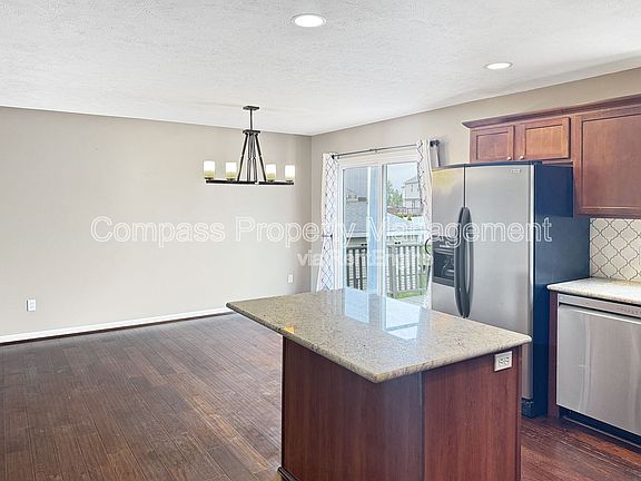 4th image of 6478 Dew Pointe Ave SE