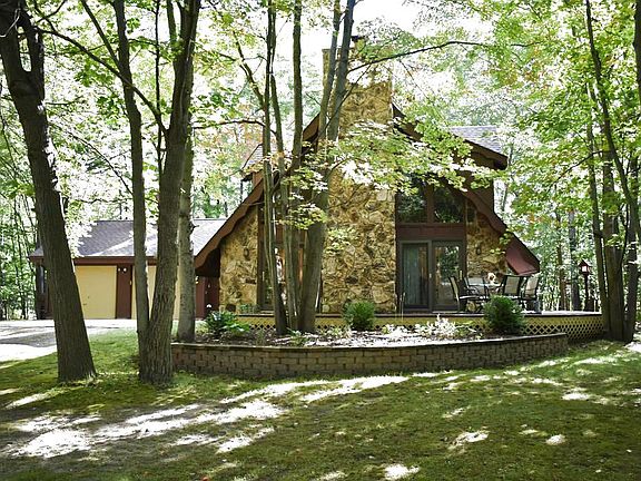 2nd image of 2366 N Woodland Estates Dr