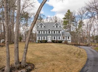 28 Peaslee Court, Hampstead, NH 03841