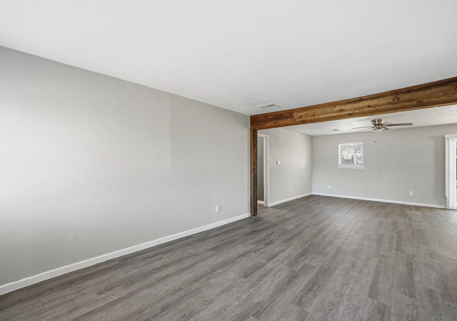 Beautifully renovated 3-bedroom, 2-bath home located in Richland Hills, TX 76118. This move-in re... — Photo 4