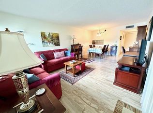 824 SW 9th Street Cir APT 101, Boca Raton, FL 33486