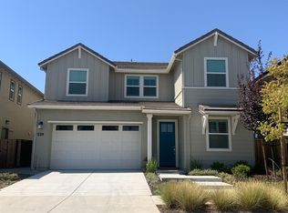 5371 Elan Dr, Fairfield, CA 94533