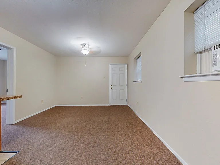 1508 Seminole Ave — Photo 6