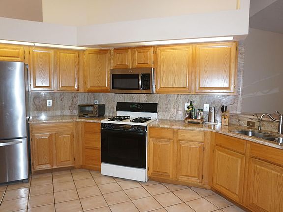3rd image of 3674 Mary Lou Ln