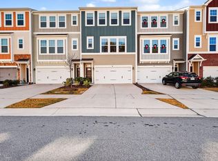 1118 Commack Dr, Durham, NC 27703