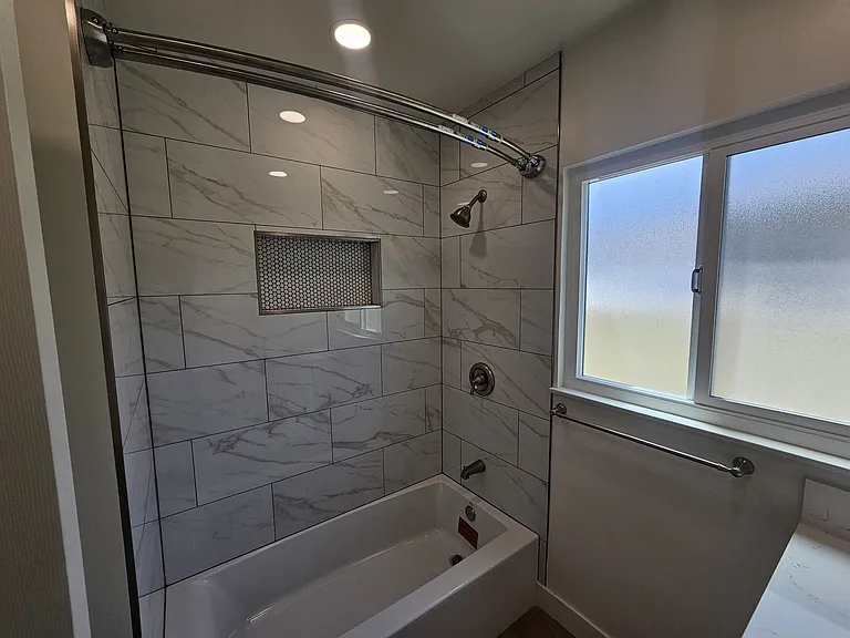 8552 Devenir Ave — Photo 13