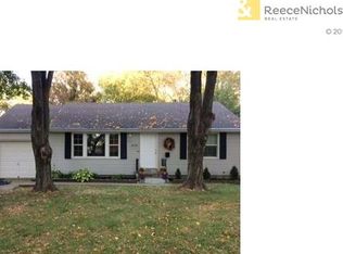 8720 W 81st Ter, Overland Park, KS 66204