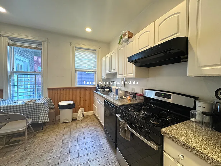 37 Hillside St #A — Photo 17