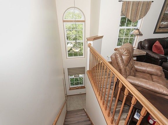 3rd image of 45 Taylor Ct Unit B