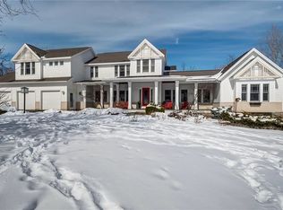 7321 Dartmoor Xing, Fayetteville, NY 13066