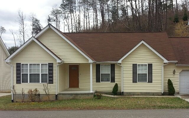 1st image of 75 Rose St