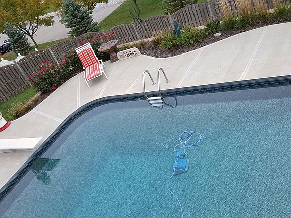 Pool faces east