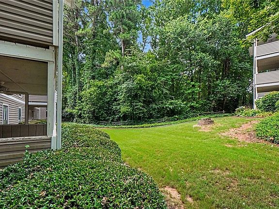 2nd image of 616 Wynnes Ridge Cir SE