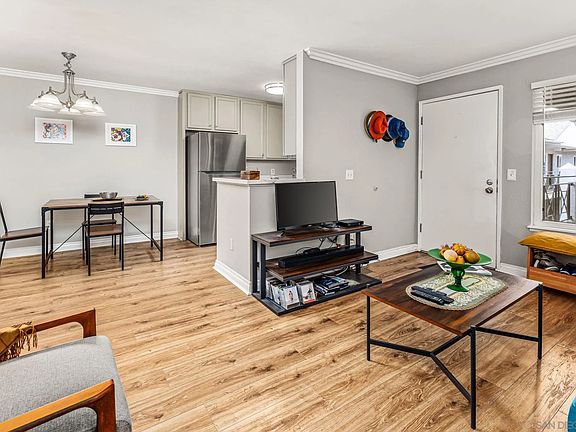 3rd image of 1756 Essex St Unit 311