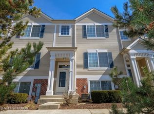 130 Enclave Cir UNIT C, Bolingbrook, IL 60440