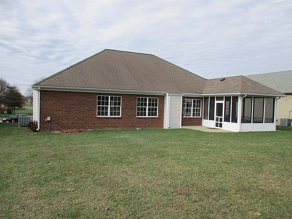2nd image of 124 Arbee Dr