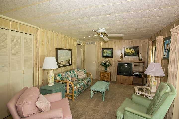 1st image of 700 Wedelia Dr