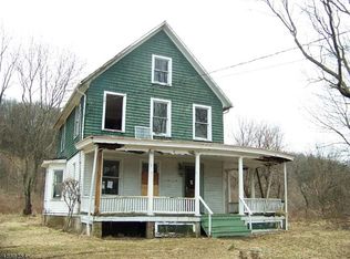 183 Sarepta Rd, Belvidere, NJ 07823