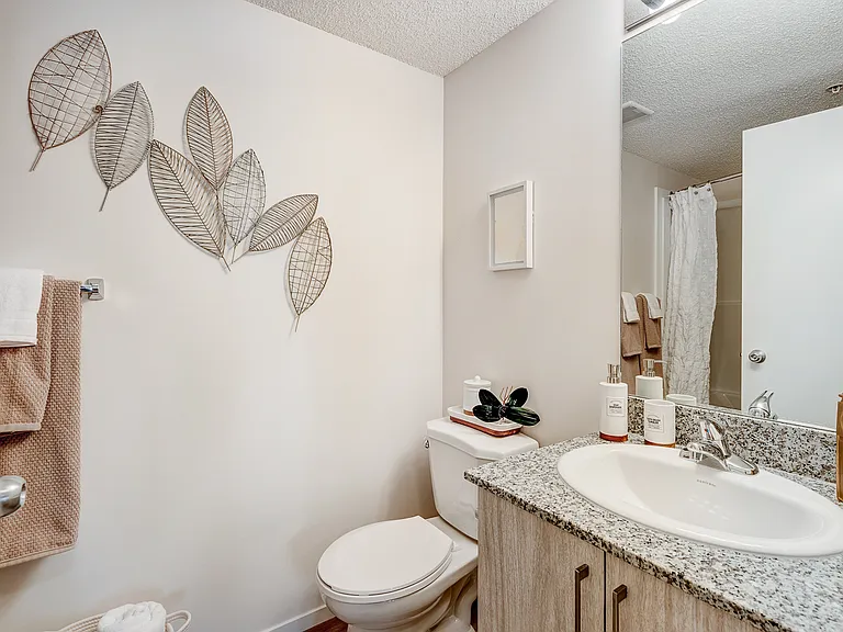 25 Clydesdale Ave — Photo 11
