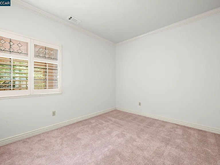 5022 Lakeview Dr #101 — Photo 18