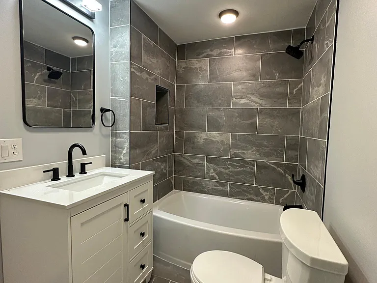 127 Henderson St #1 — Photo 47