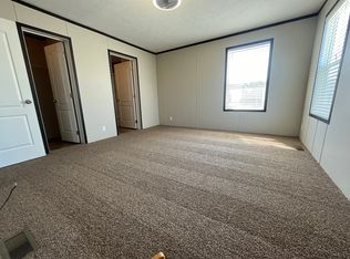 33234 Deerwood, New Haven, MI 48048