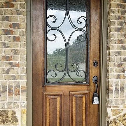 4th image of 210 Crystal Creek Ln