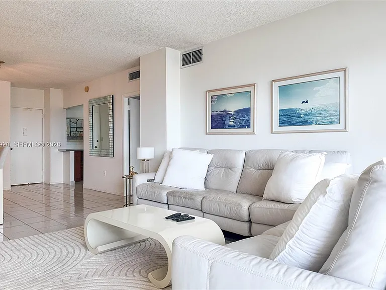 1950 S Ocean Dr #5B — Photo 7