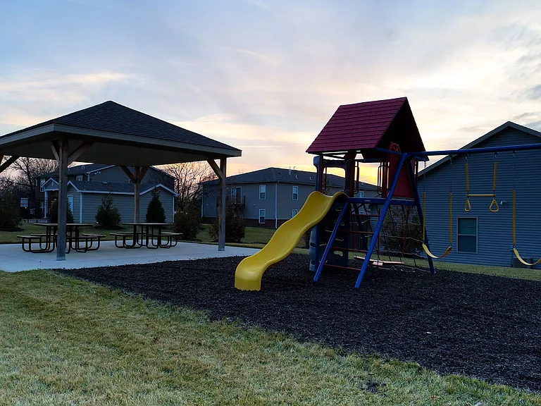 Manor Homes — Photo 94